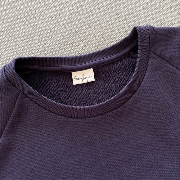 Navy blue second layer crewneck sweater - Picture 10 of 12